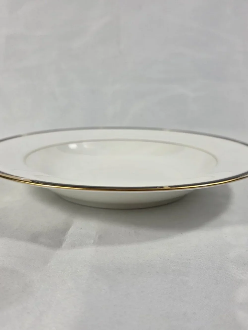 ONE Mikasa Academy Bone China Rim Soup Bowl White with Black & Gold Band NEW